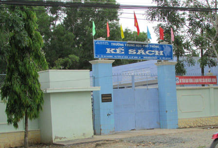 Kẻ sàm sỡ thiếu nữ rồi “giết người diệt khẩu” từng là trò giỏi, con ngoan